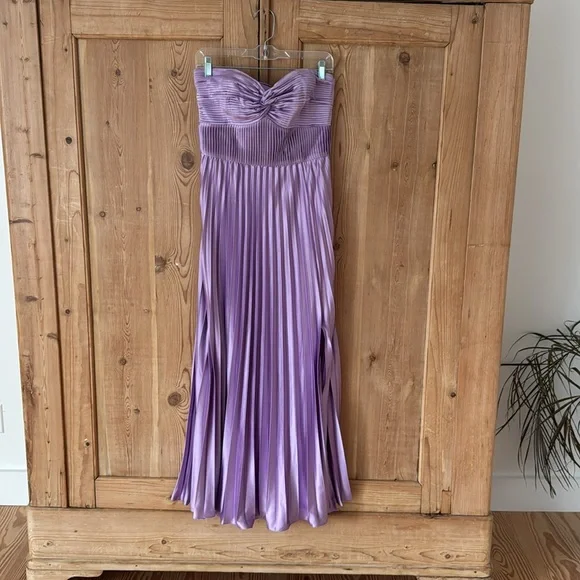 Amur Stef pleated purple gown 6/8 - Picture 3 of 9